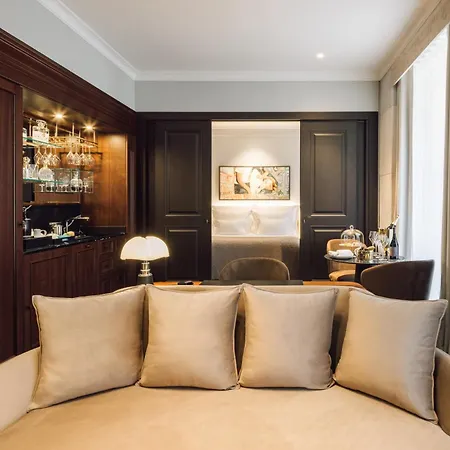 Mythic Sana Downtown