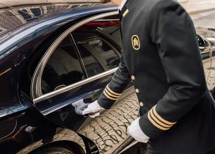 酒店 Mythic Sana Downtown 5*