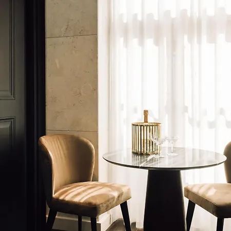 ホテル Mythic Sana Downtown リスボン