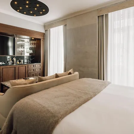 Szálloda Mythic Sana Downtown 5*