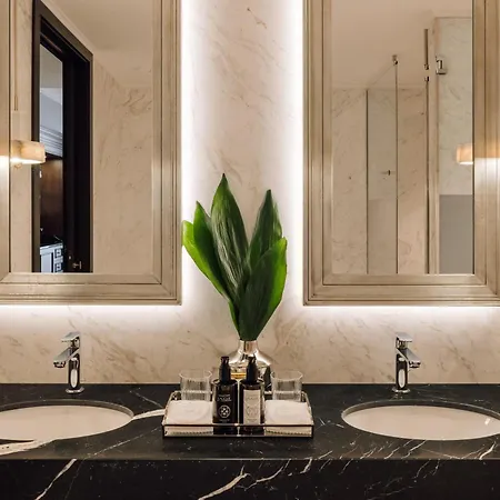 Szálloda Mythic Sana Downtown 5*