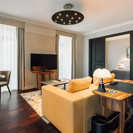 Szálloda Mythic Sana Downtown 5*